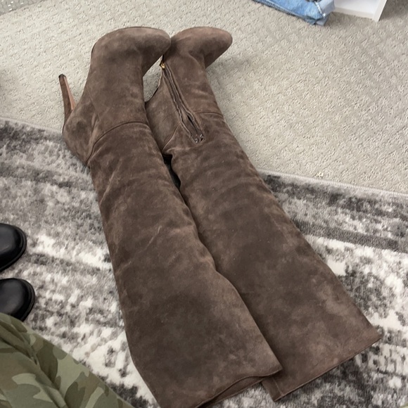 Prada suede boots size 38.5 - Picture 3 of 7